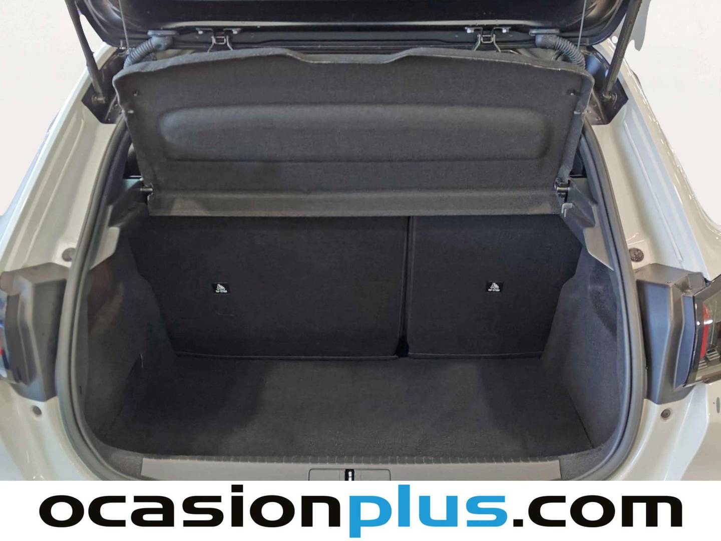 Fotos maletero Peugeot 208 Peugeot 208 PureTech 130 GT EAT8 (130 CV)