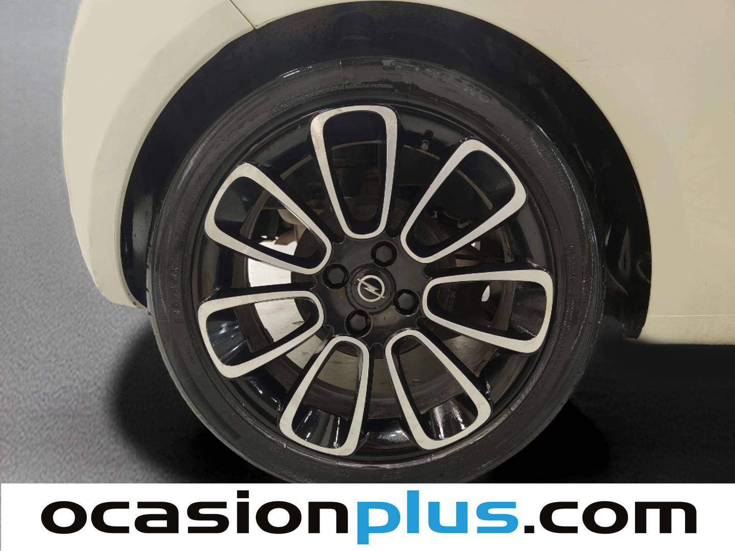 Opel Adam Opel Adam 1.4 XEL Glam (87 CV) gasolina