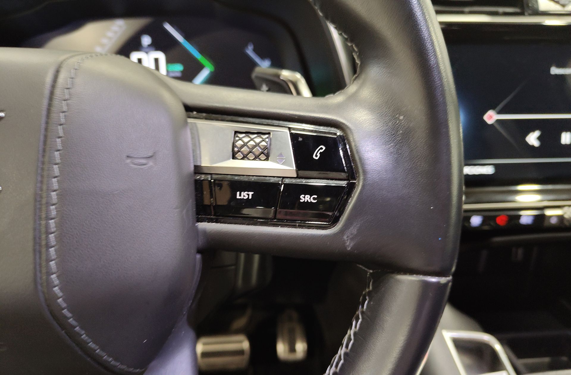 DS DS 7 Crossback E-Tense 225 Ligne Noire - foto 26