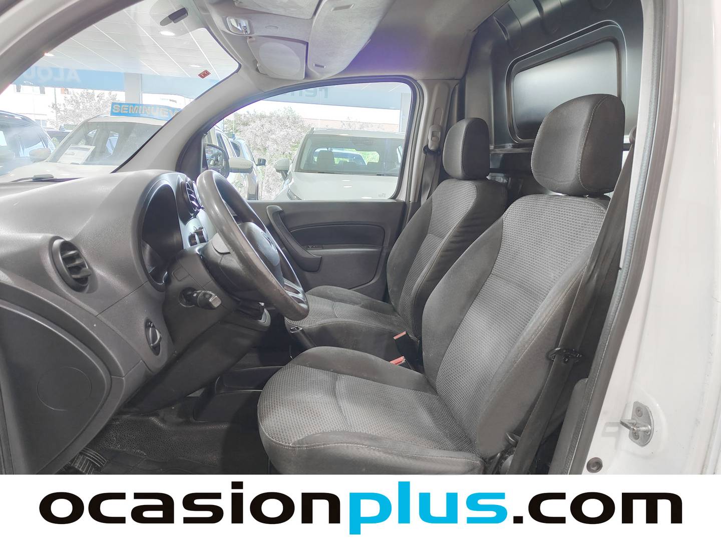 Foto asientos delanteros Mercedes Citan Mercedes Citan Furgon 109 CDI Largo (90 CV)