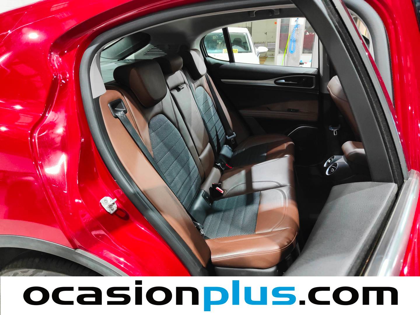 Foto Alfa Romeo Stelvio Alfa Romeo Stelvio 2.2 Diesel Super RWD (180 CV)