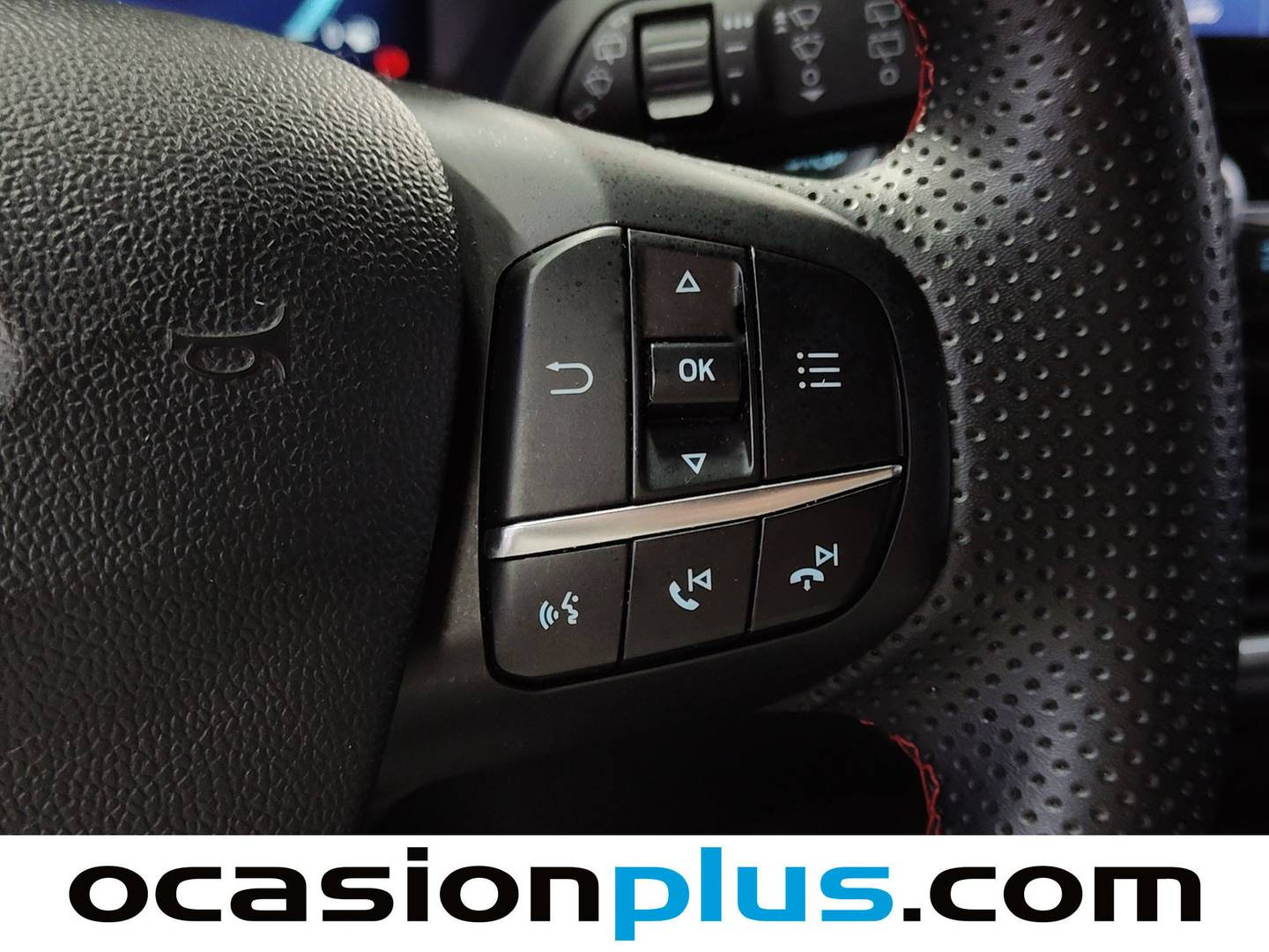 Foto Ford Puma Ford Puma 1.0 EcoBoost MHEV ST-Line X Auto (125 CV)