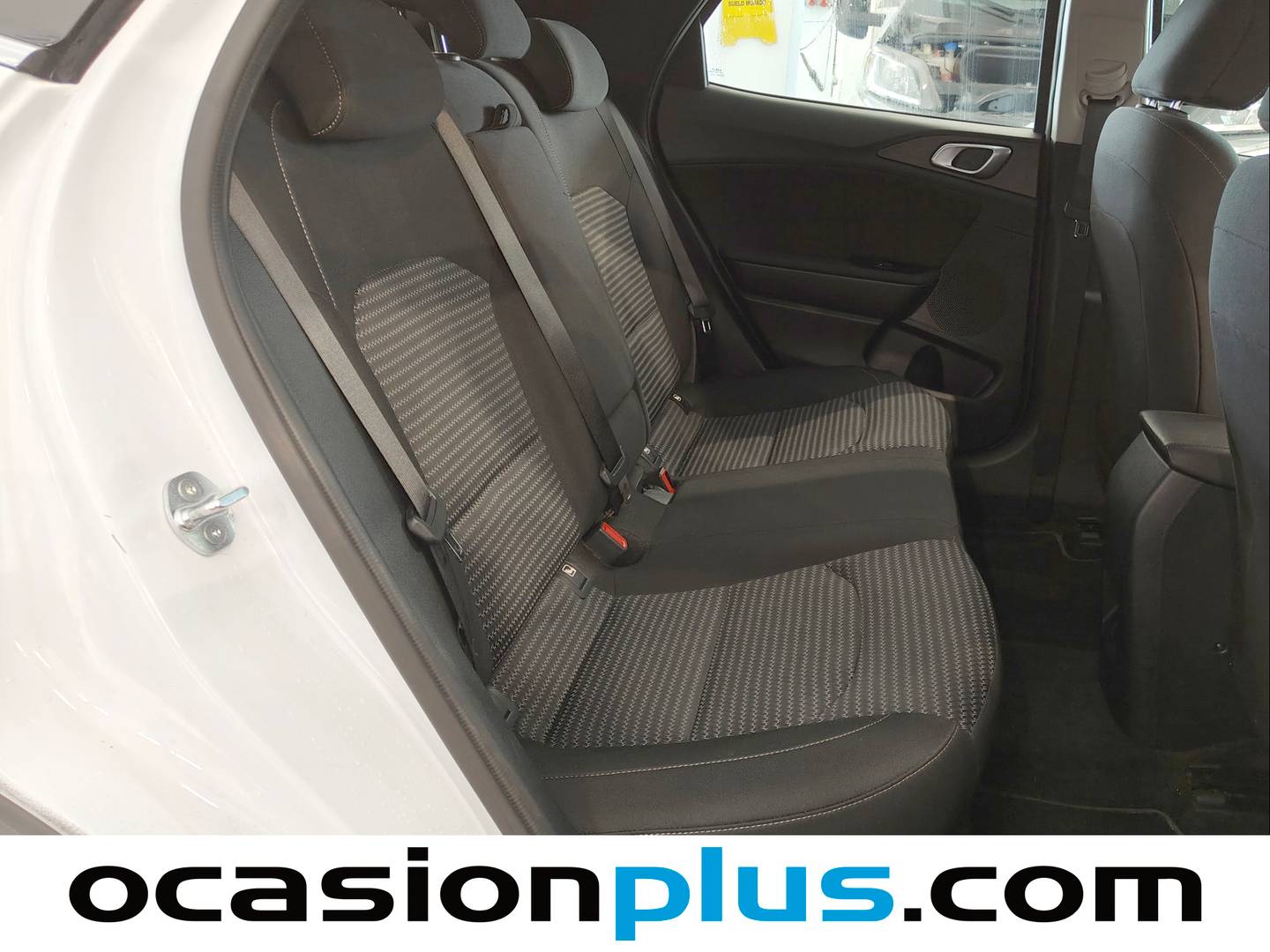 Foto asientos traseros KIA XCeed KIA XCeed 1.0 T-GDi Drive (100 CV)