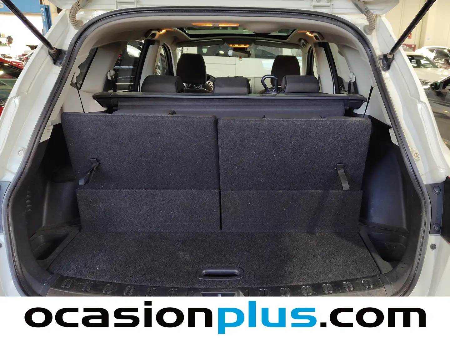 Foto Nissan QASHQAI+2 Nissan Qashqai+2 1.6 dCi Tekna Sport 4x2 (130 CV)