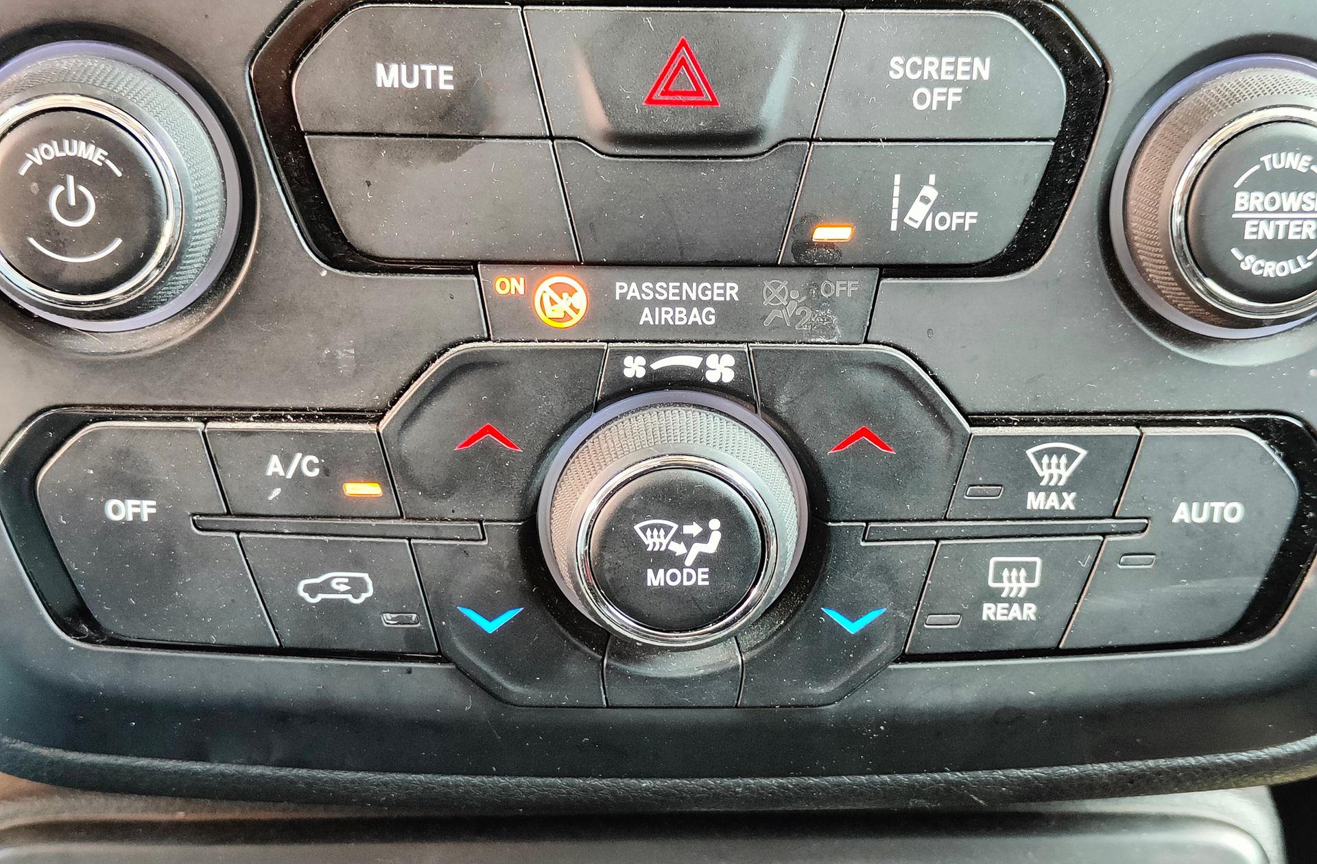 Jeep Renegade 1.6 MultiJet Limited 4x2 - foto 31