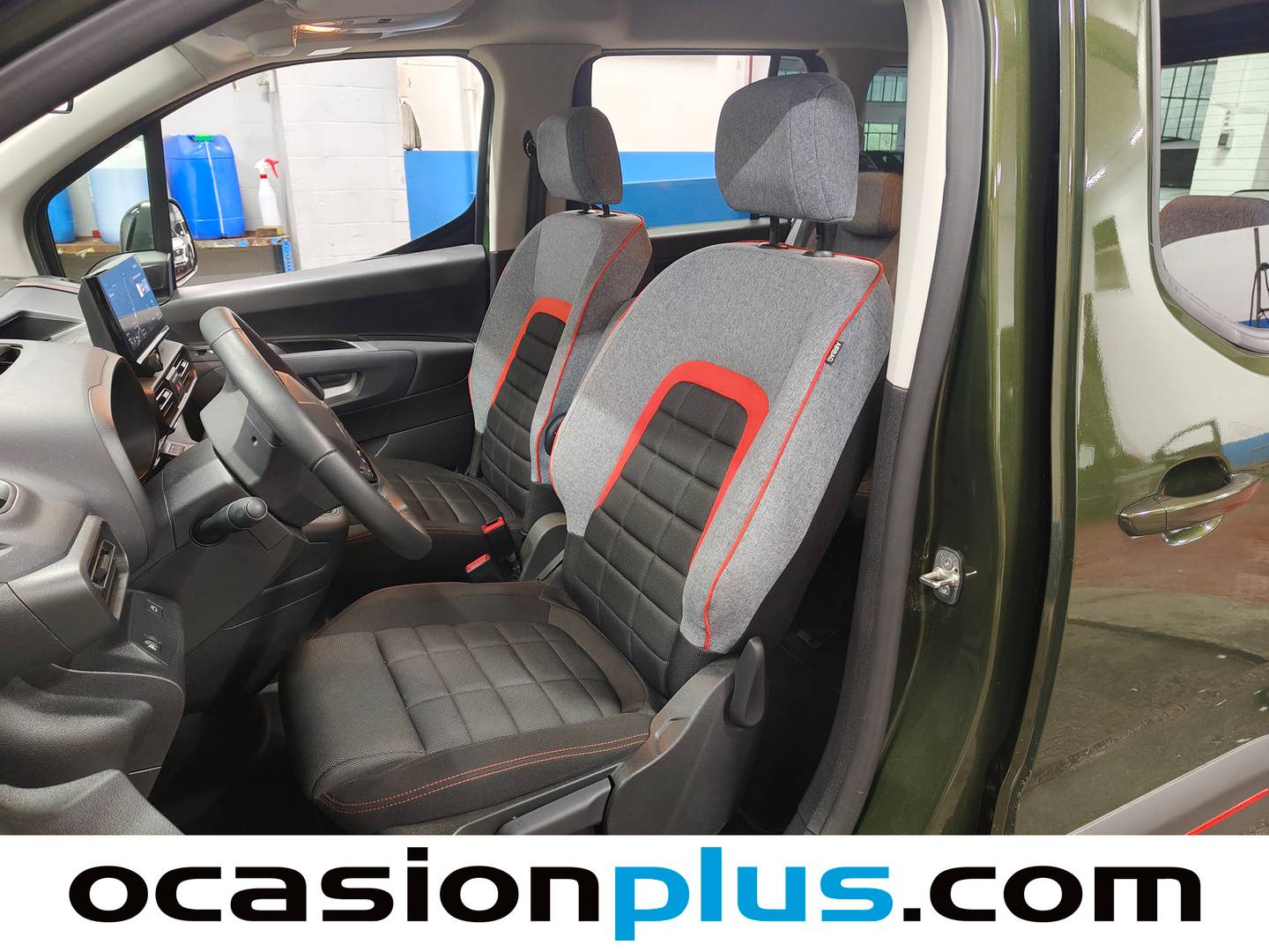 Foto asientos delanteros Citroën Berlingo Citroën Berlingo BlueHDi 130 S&S Talla M Max (130 CV)