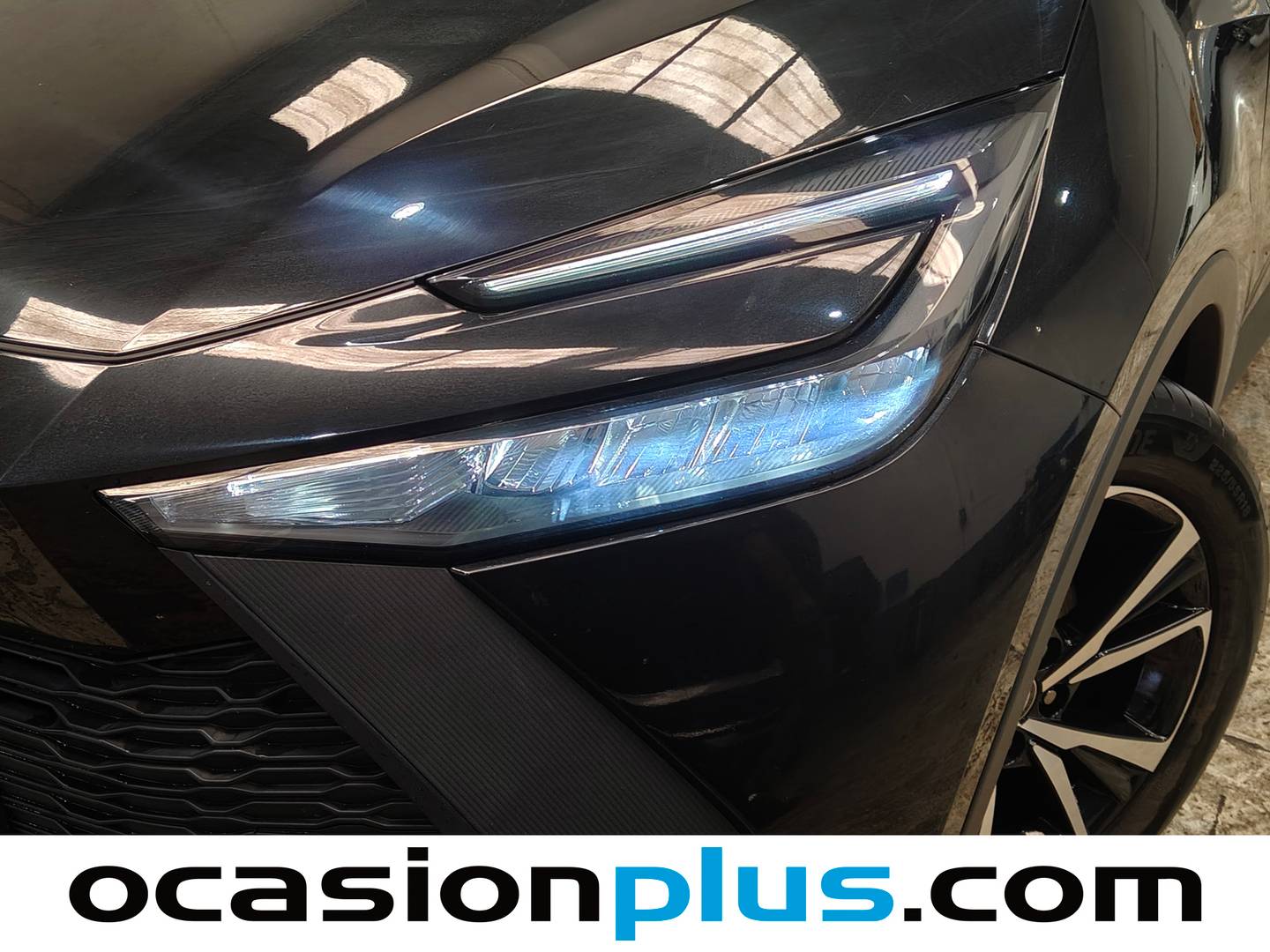 Extras del Toyota C-HR Toyota C-HR 140H Advance (140 CV)