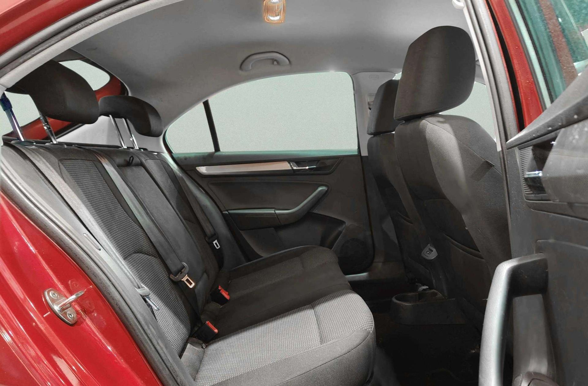 SEAT Toledo 1.6 TDI Style - foto 15