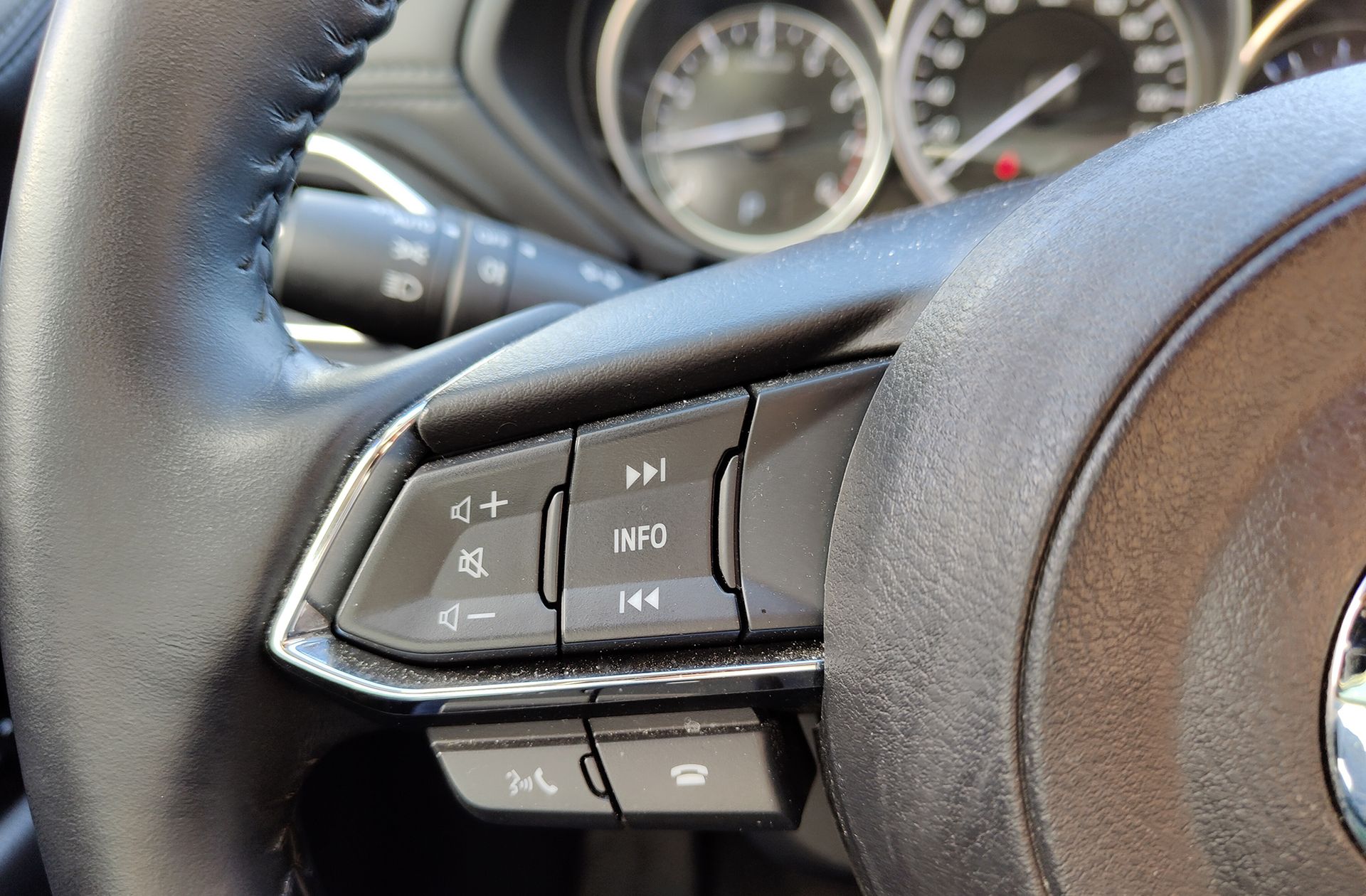 Mazda CX-5 2.0 MHEV Center-Line Plus - foto 28