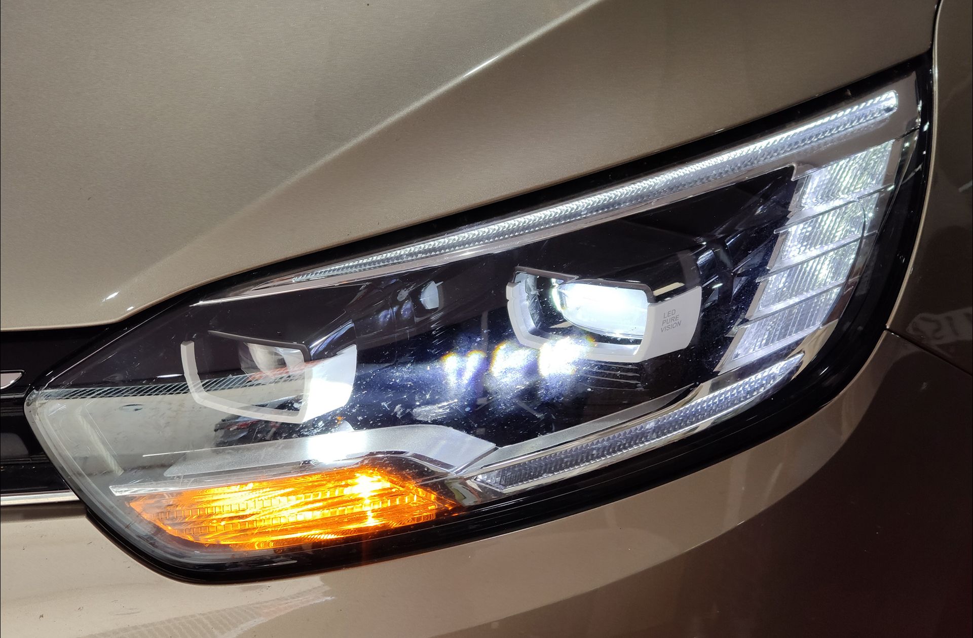 Renault Scénic Zen TCe GPF - foto 16