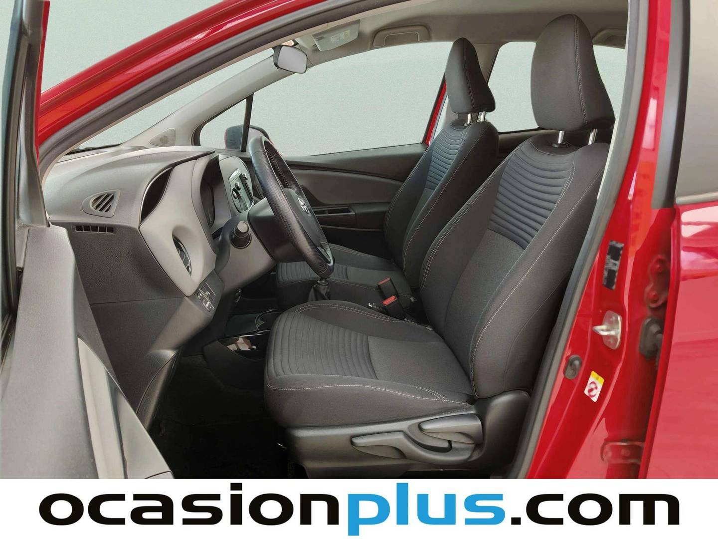Foto asientos delanteros Toyota Yaris Toyota Yaris 1.3 100 Feel (99 CV)
