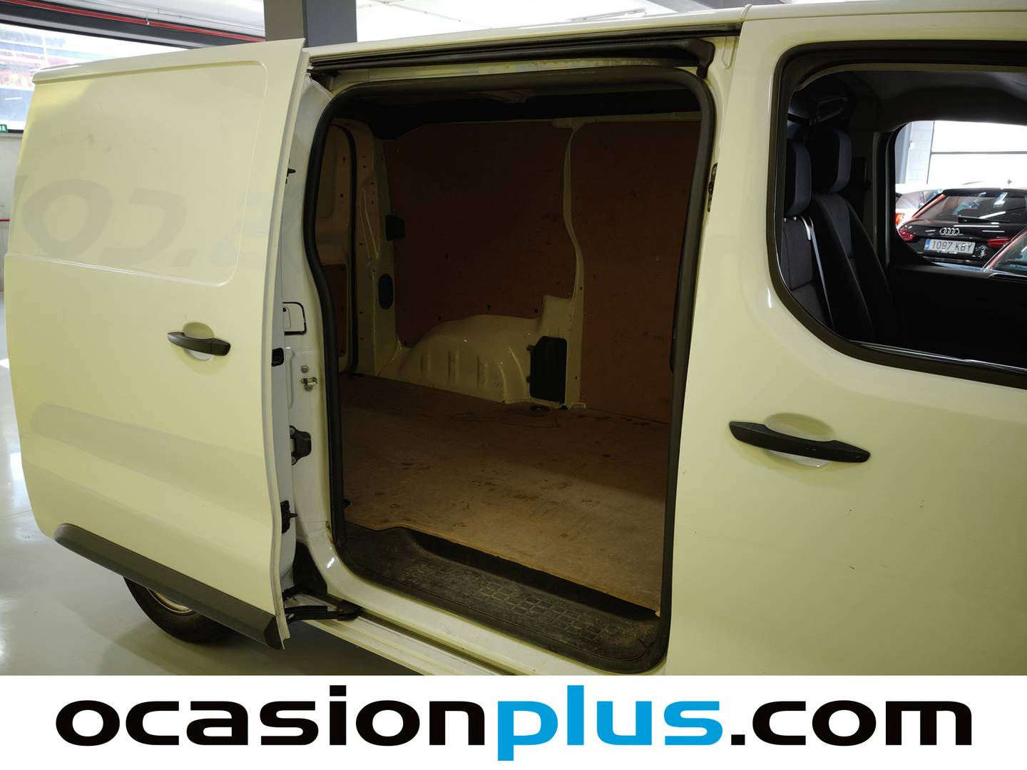 Foto asientos traseros Peugeot Expert Peugeot Expert Furgon BlueHDi 100 Standard (102 CV)