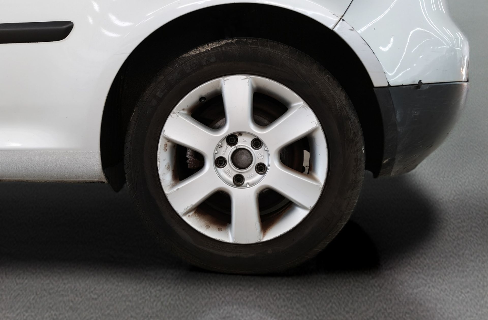 Volkswagen Golf Trendline 1.9 TDI - foto 27