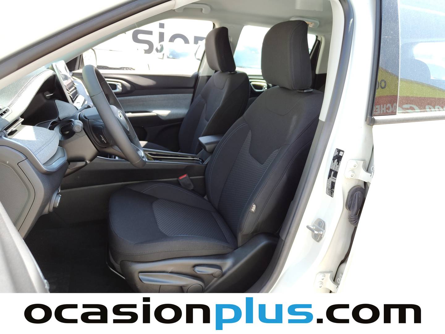 Foto Jeep Compass Jeep Compass eHybrid 1.5 MHEV Longitude DCT (130 CV)