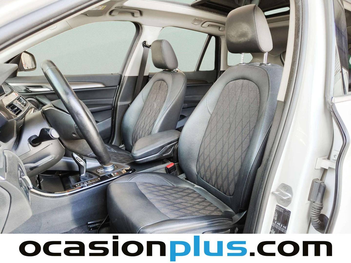 Foto asientos delanteros BMW X1 BMW X1 sDrive18d (150 CV)