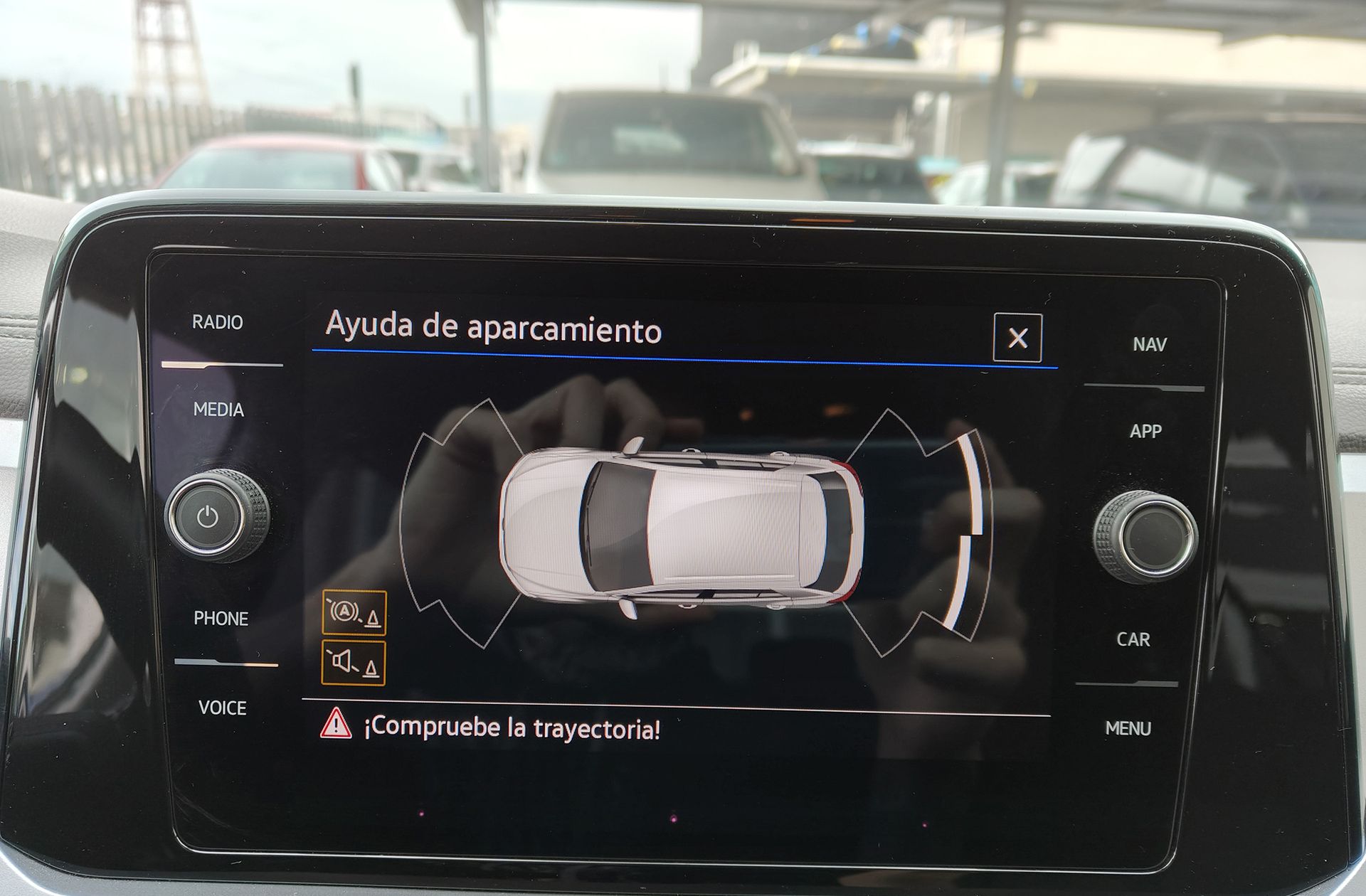 Volkswagen T-Roc Life 1.5 TSI DSG - foto 26
