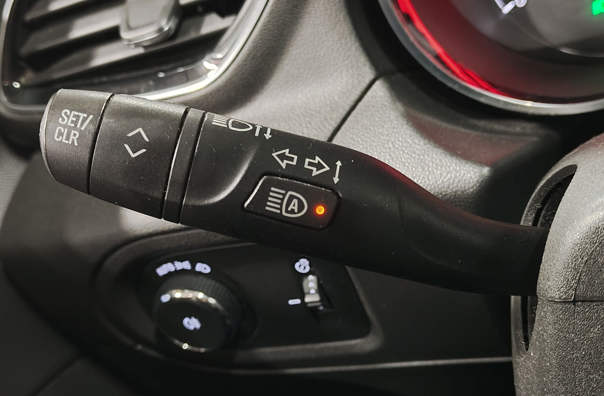 Opel Grandland 1.6 CDTi Excellence - foto 32