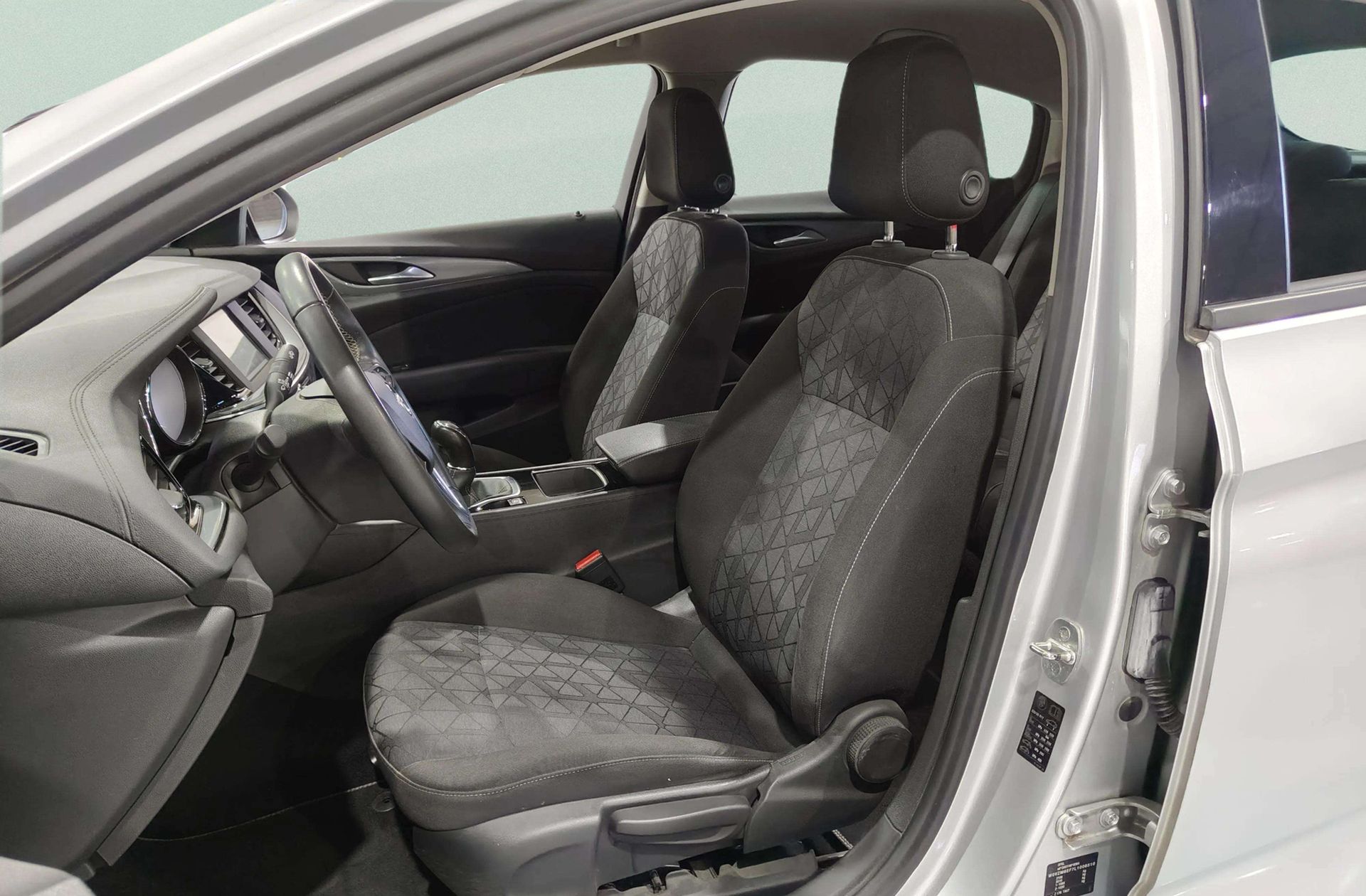 Opel Insignia GS 1.6 CDTI Turbo D 120 Aniversario - foto 11