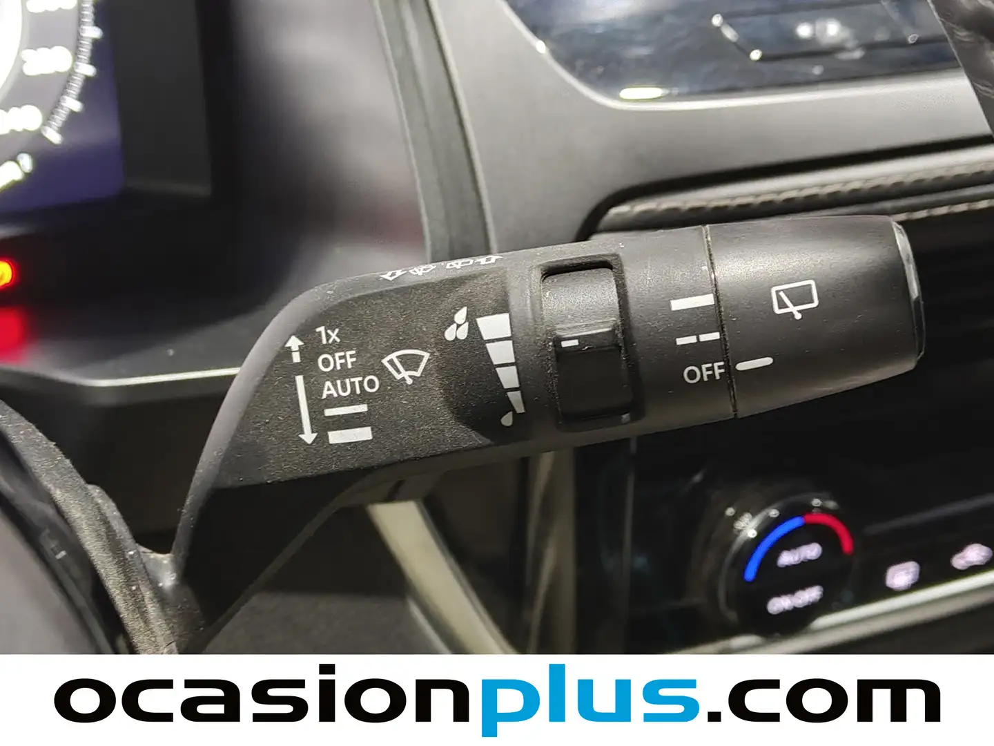 Foto Nissan QASHQAI Nissan Qashqai DIG-T 160 N-Connecta Xtronic DCT (158 CV)