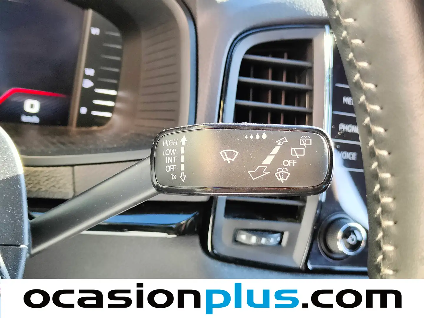 Foto Skoda Karoq Skoda Karoq 1.5 TSI ACT Sportline (150 CV)