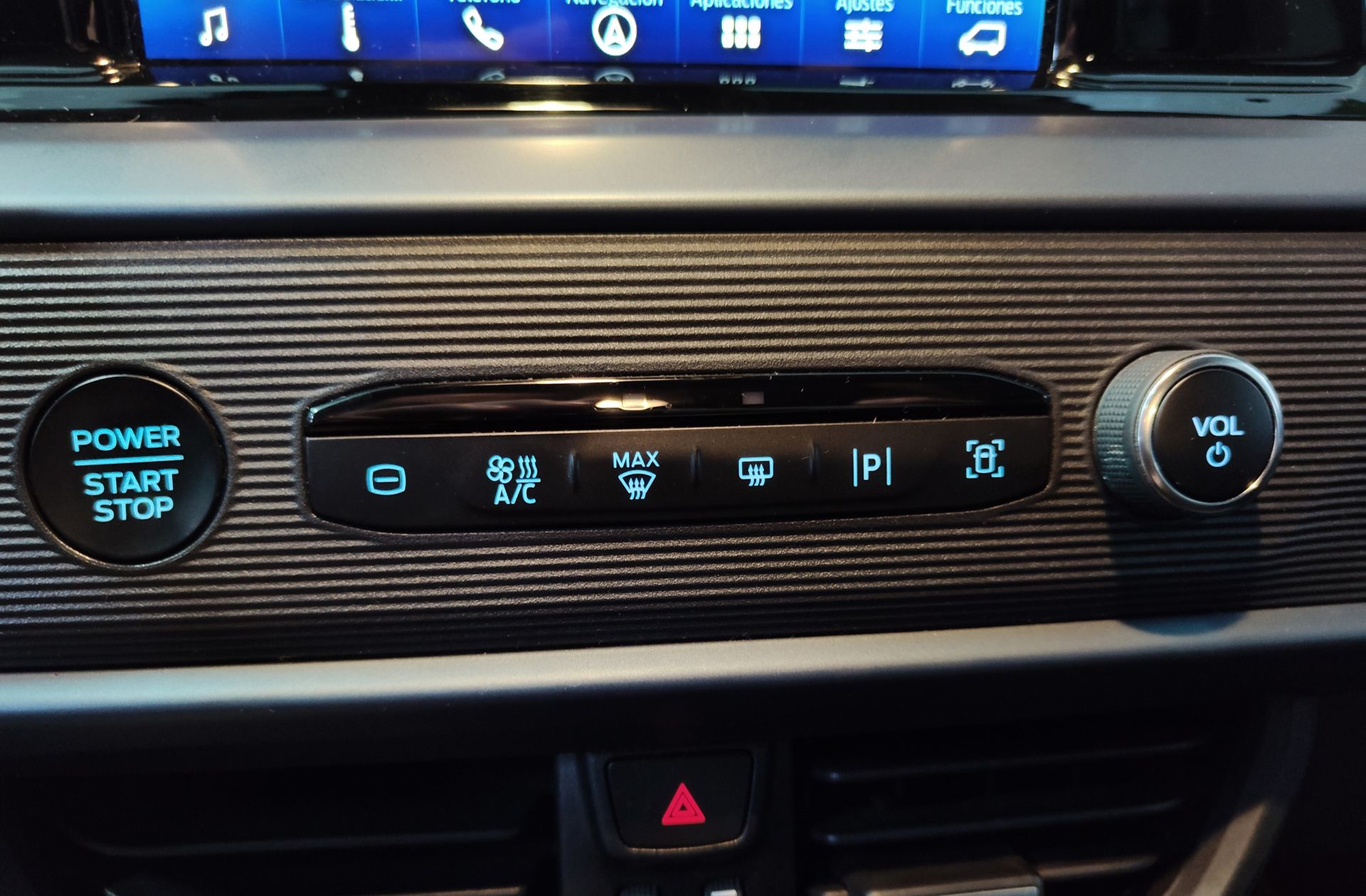 Ford Tourneo Courier 1.0 EcoBoost Active - foto 27