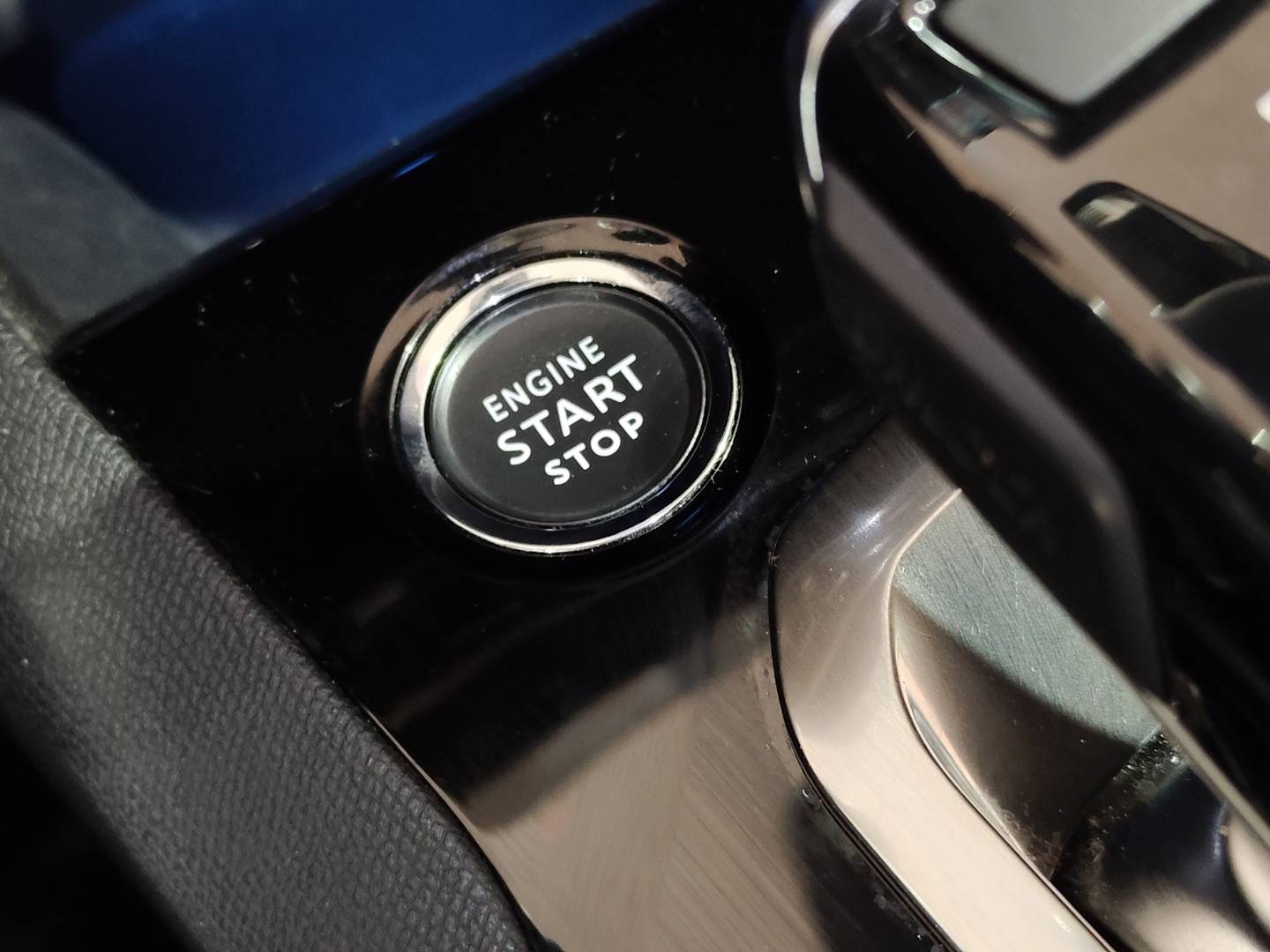 Peugeot 5008 Peugeot 5008 PureTech 130 S&S Allure EAT8 (130 CV) 7 Plazas al mejor precio