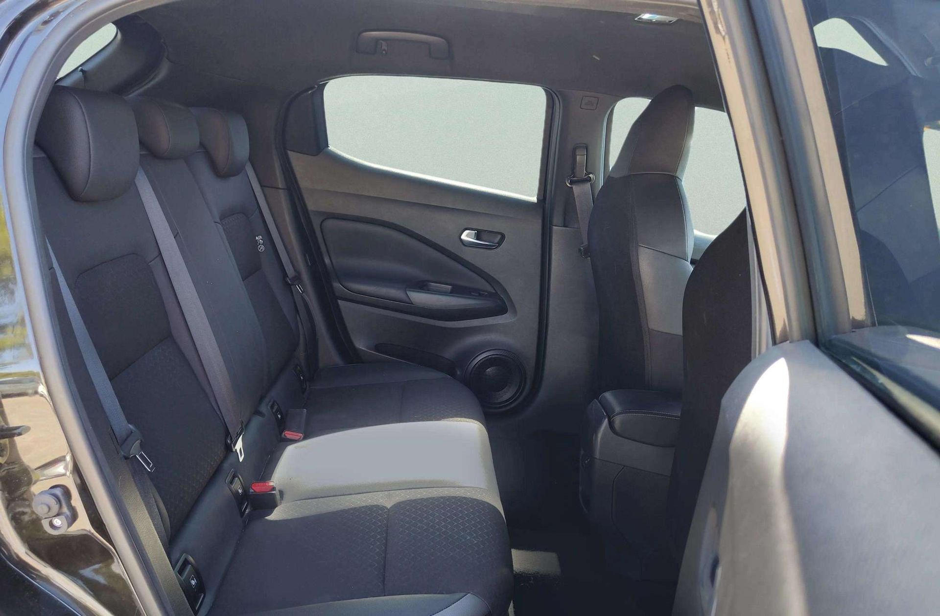 Nissan Juke 1.6 Hybrid N-Connecta - foto 19