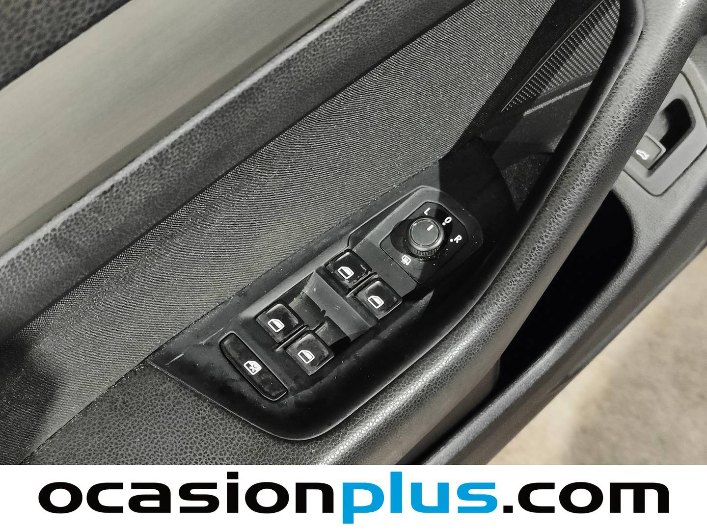 Foto Volkswagen Passat Volkswagen Passat Edition 1.6 TDI BMT (120 CV)