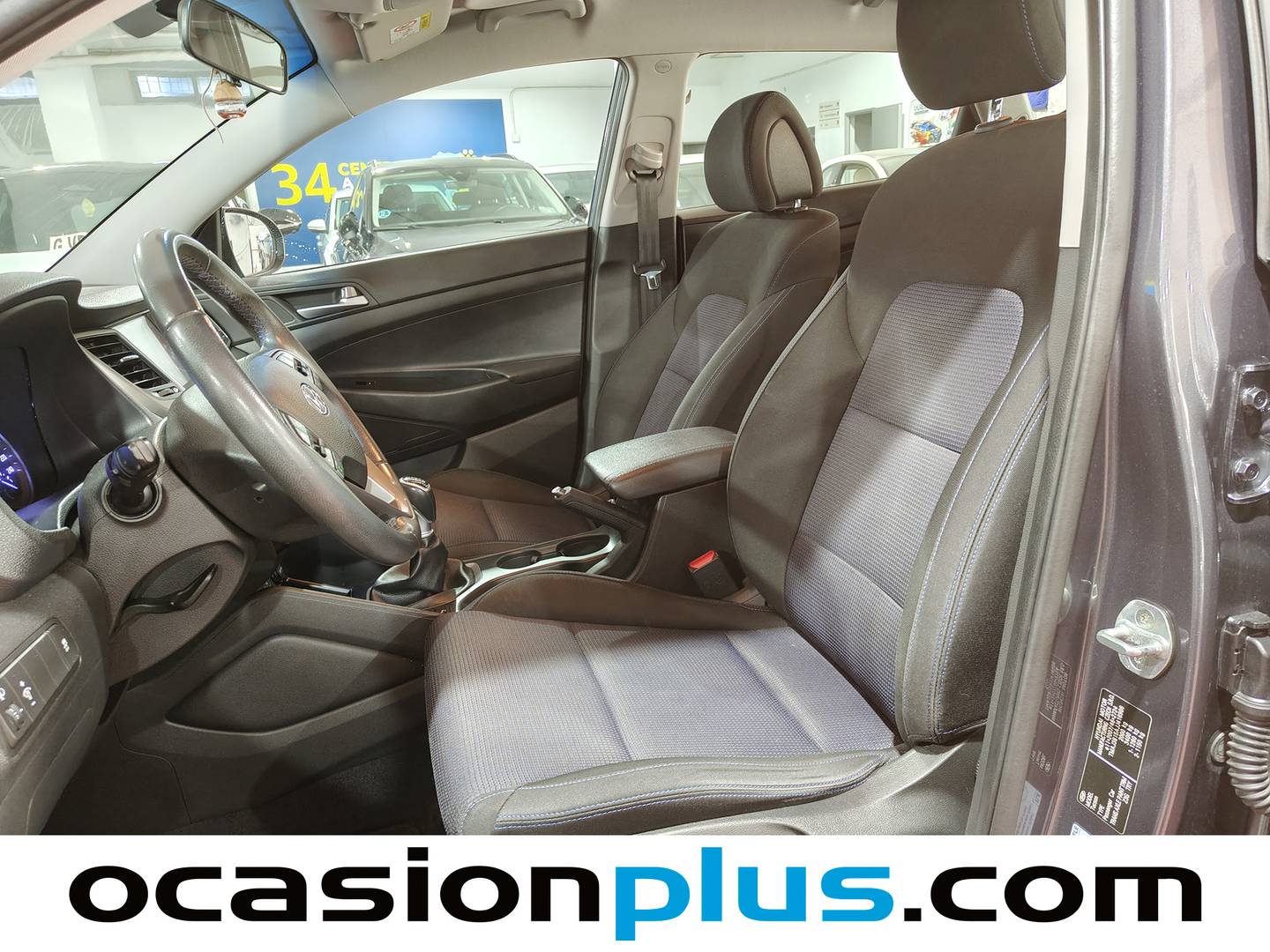 Foto asientos delanteros Hyundai Tucson Hyundai Tucson 1.7 CRDI BlueDrive 25 Aniversario 4x2 (115 CV)