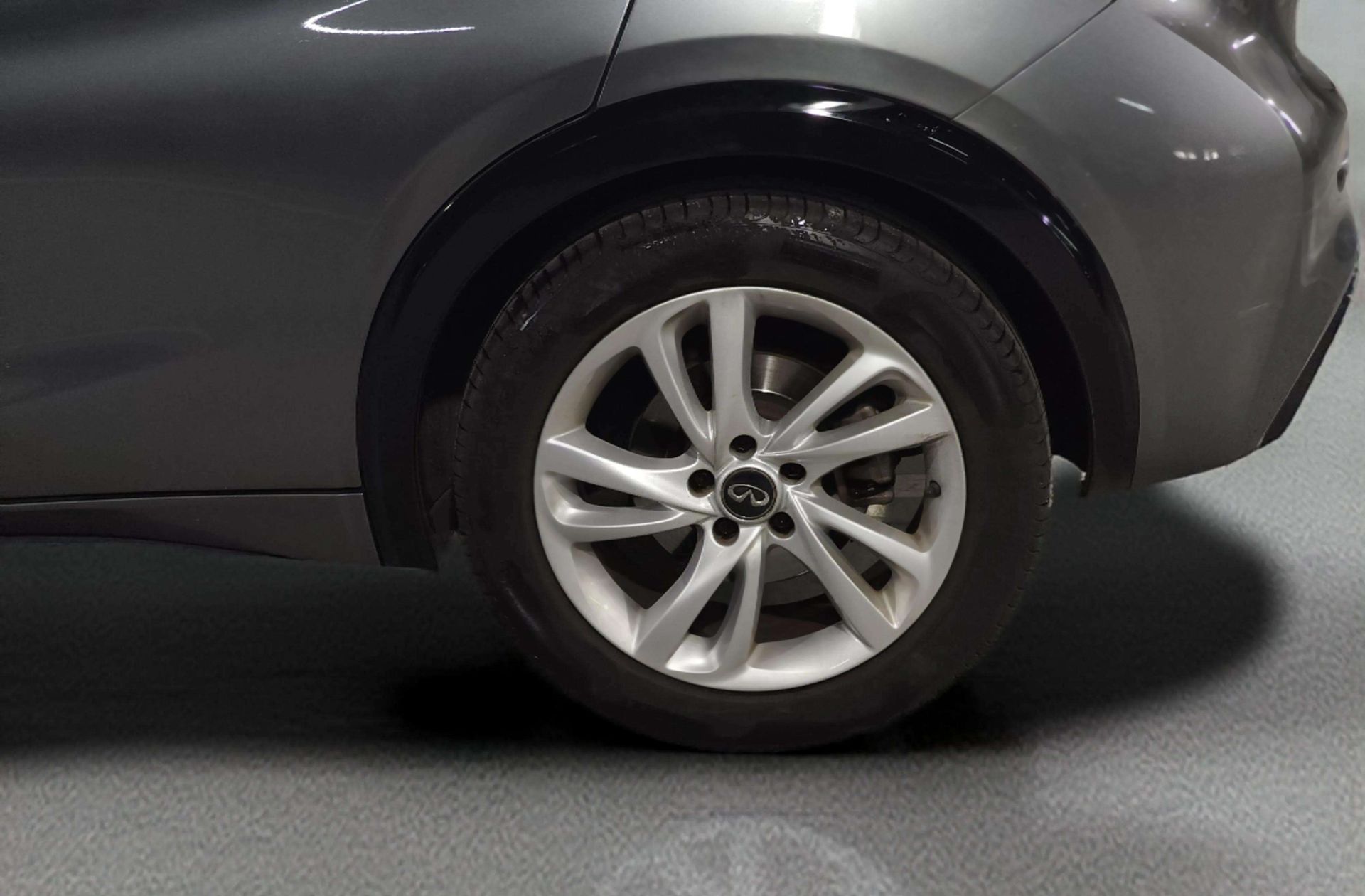 Infiniti Q30 1.5 D Premium - foto 38