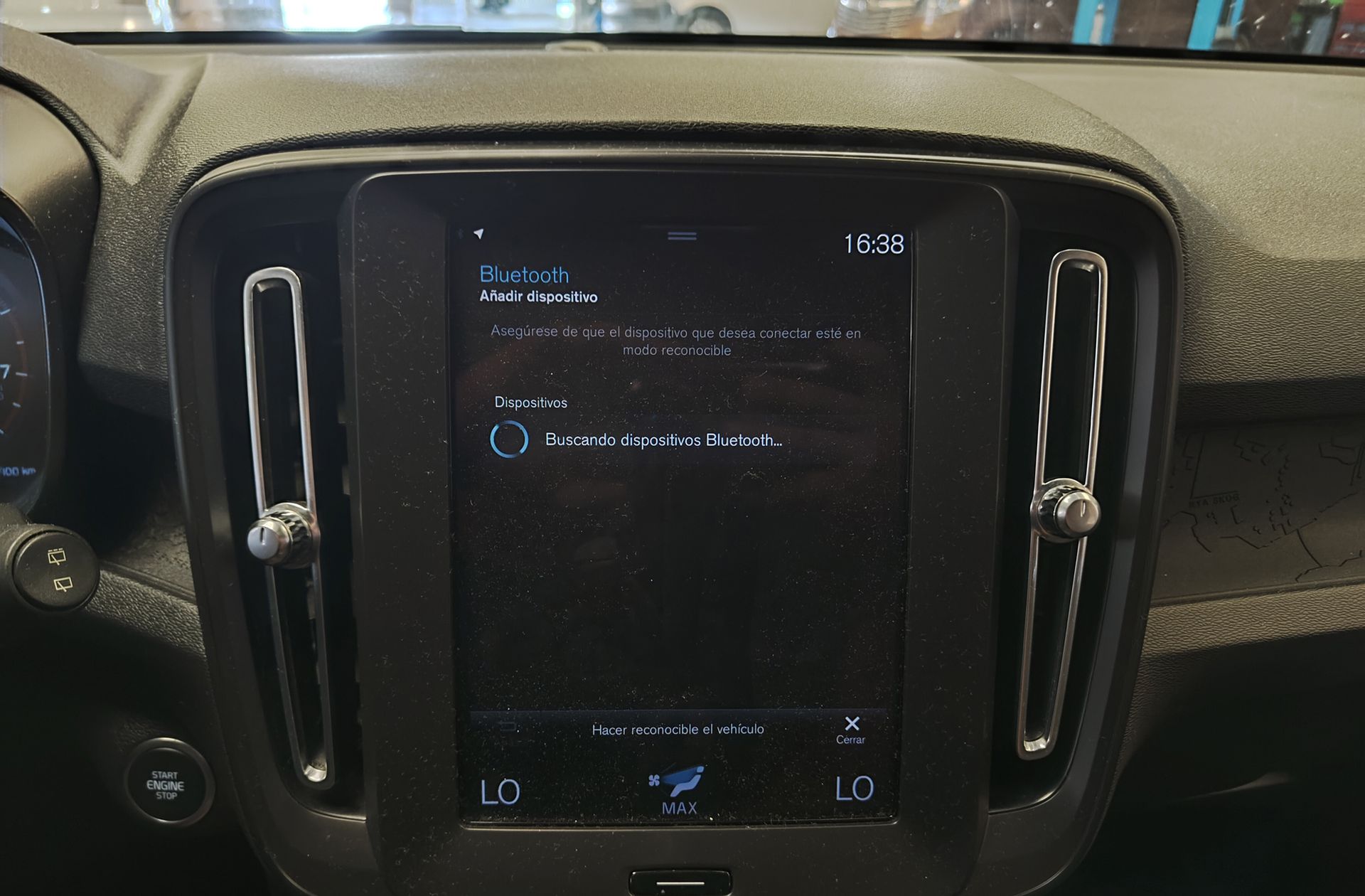 Volvo XC40 T2 Momentum Core - foto 29