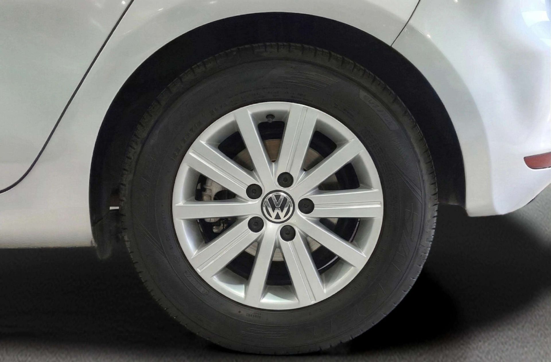 Volkswagen Golf Advance 1.2 TSI - foto 28