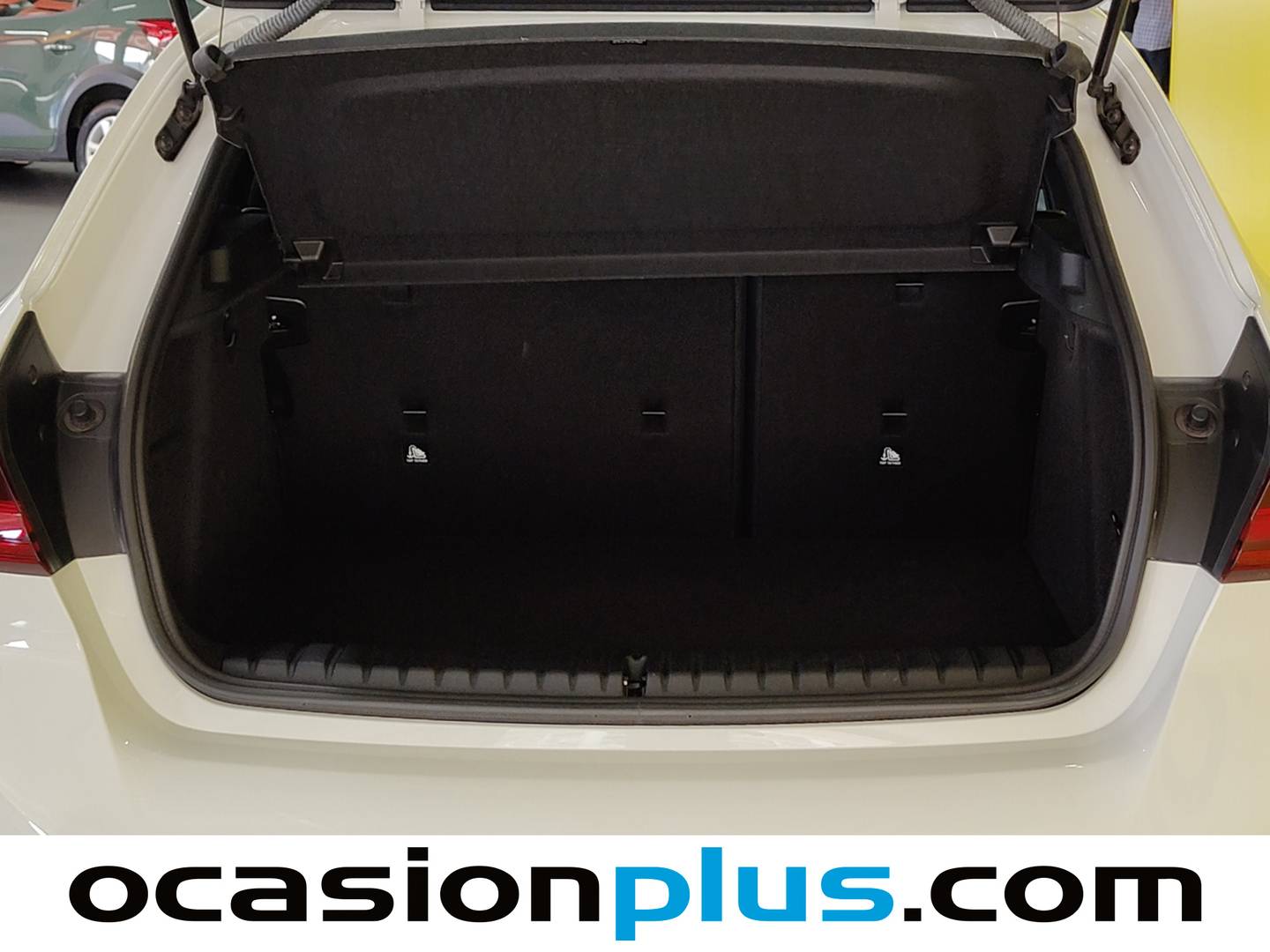 Fotos maletero BMW Serie 1 BMW Serie 1 116d (116 CV) PACK M