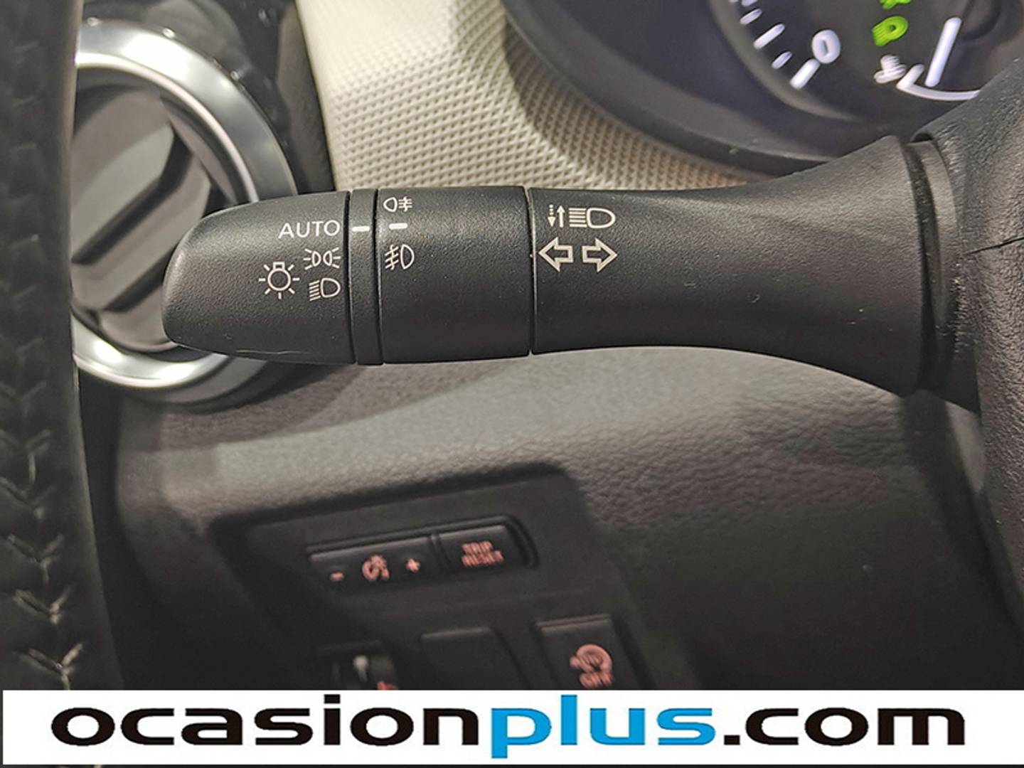 Foto Nissan Micra Nissan Micra DIG-T 117 N-Connecta (117 CV)