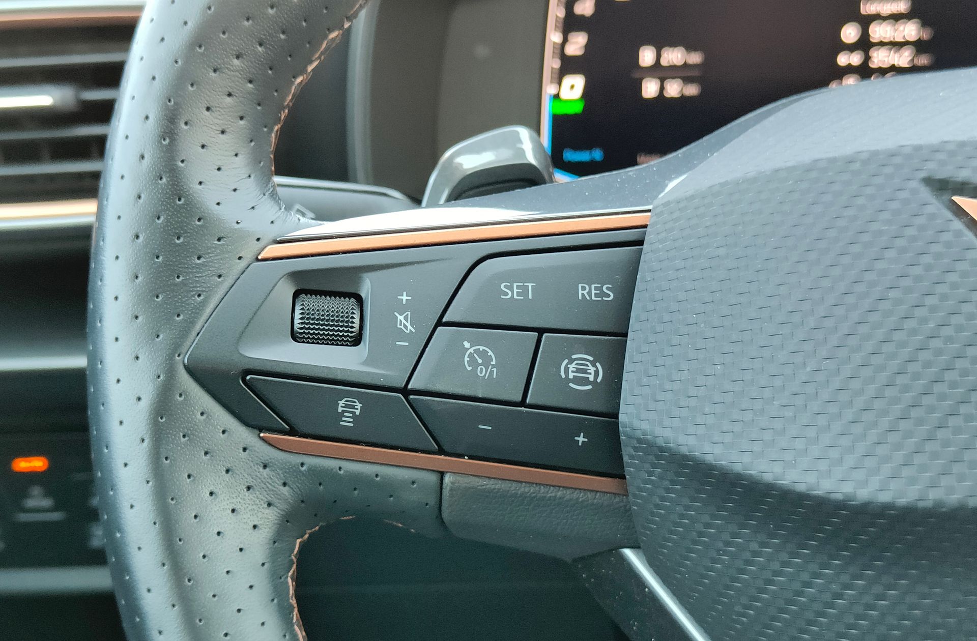 Cupra Formentor 1.4 e-Hybrid DSG - foto 23