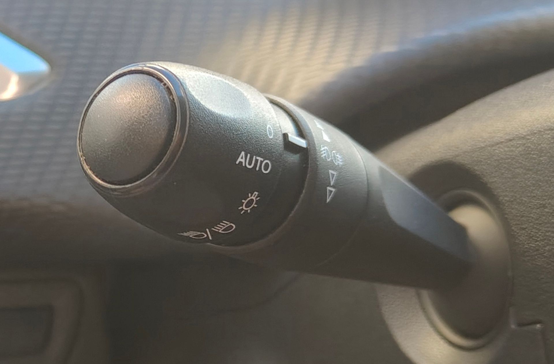 Peugeot 208 PureTech Signature - foto 20