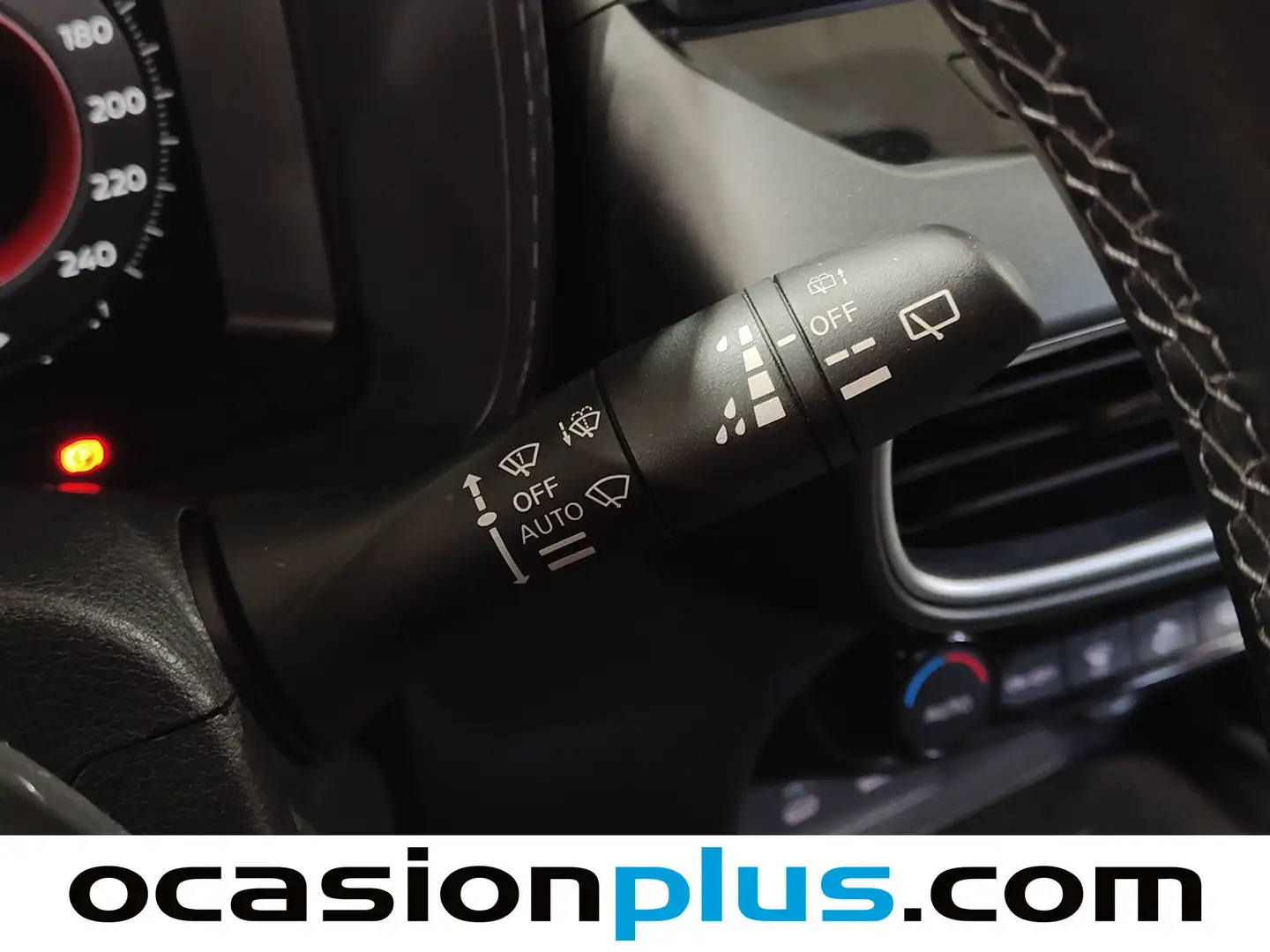 Foto Nissan JUKE Nissan Juke DIG-T N-Connecta 4x2 DCT (114 CV)