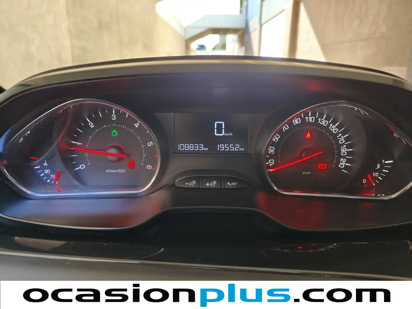 Foto Peugeot 208 Peugeot 208 HDi 68 Style (68 CV)