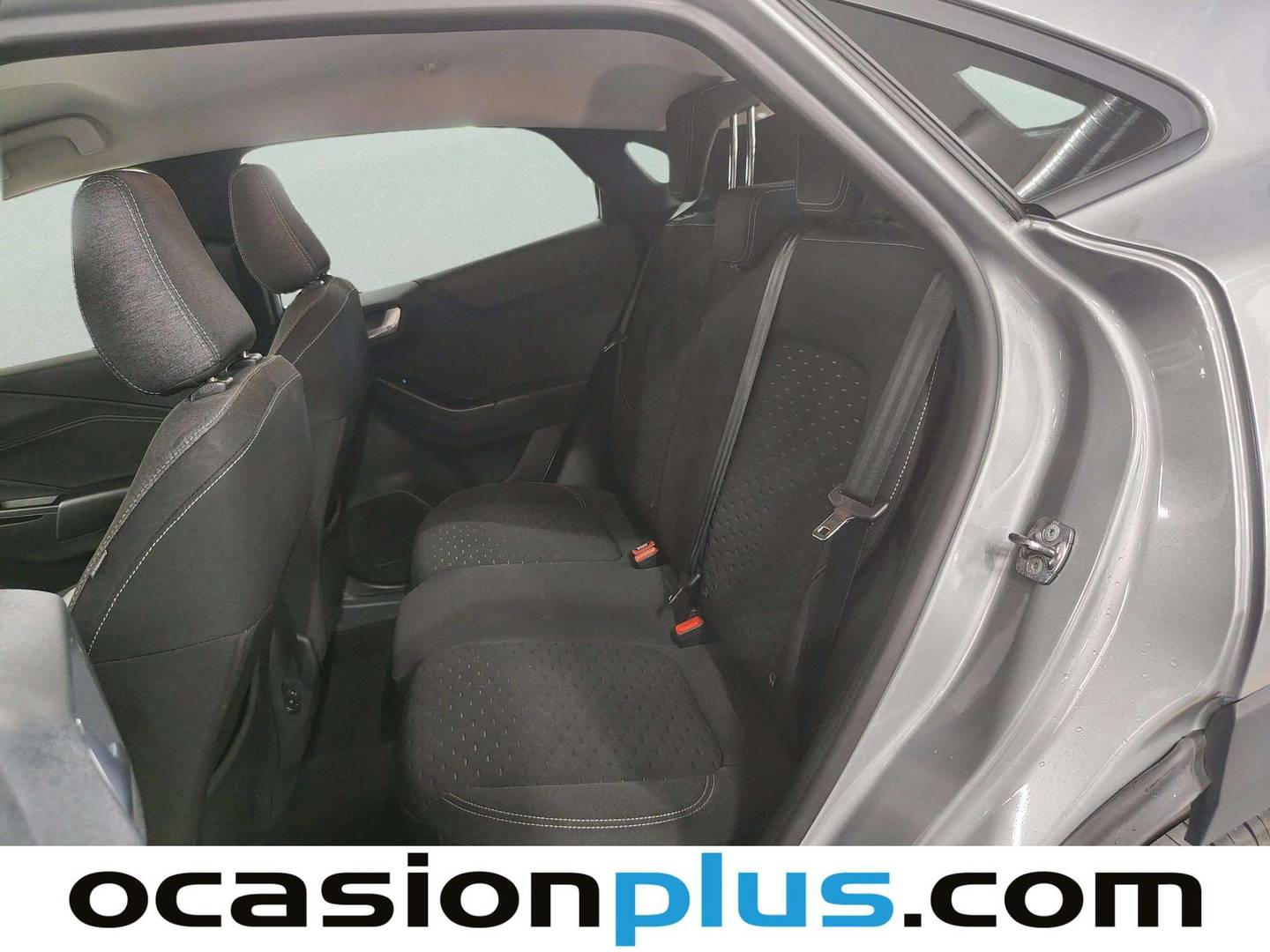 Foto asientos traseros Ford Puma Ford Puma 1.0 EcoBoost MHEV Titanium Auto (125 CV)