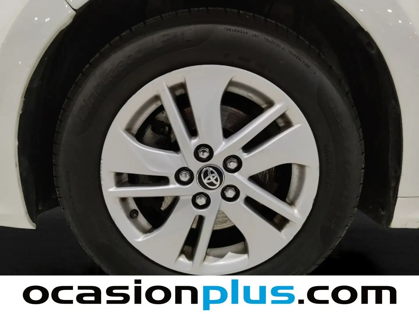 Foto Toyota Yaris Toyota Yaris 120H Business Plus (116 CV)