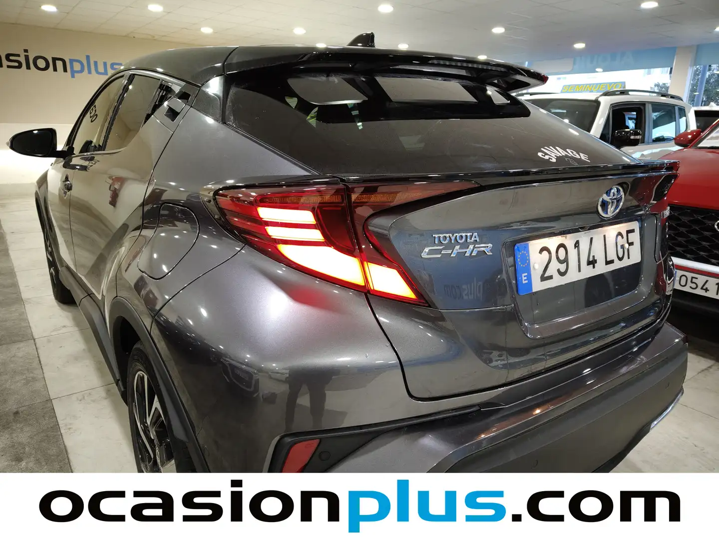 Foto Toyota C-HR Toyota C-HR 180H Advance Luxury (184 CV)