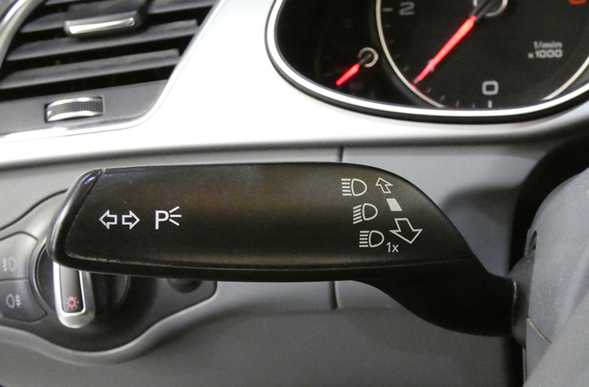 Audi A4 Avant 2.0 TDI multitronic - foto 22