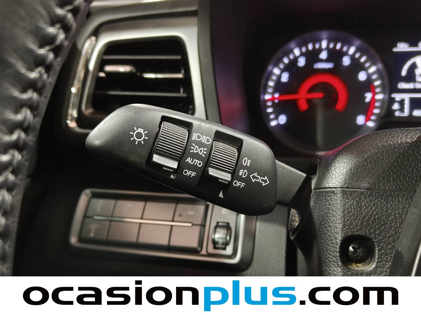 Foto SsangYong Tivoli Ssangyong Tivoli G12T Urban Plus (128 CV)