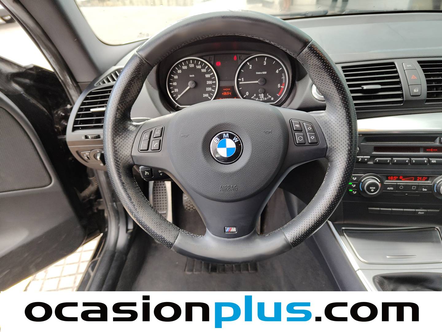 Equipamiento del BMW Serie 1 BMW Serie 1 116d (116 CV) Pack M