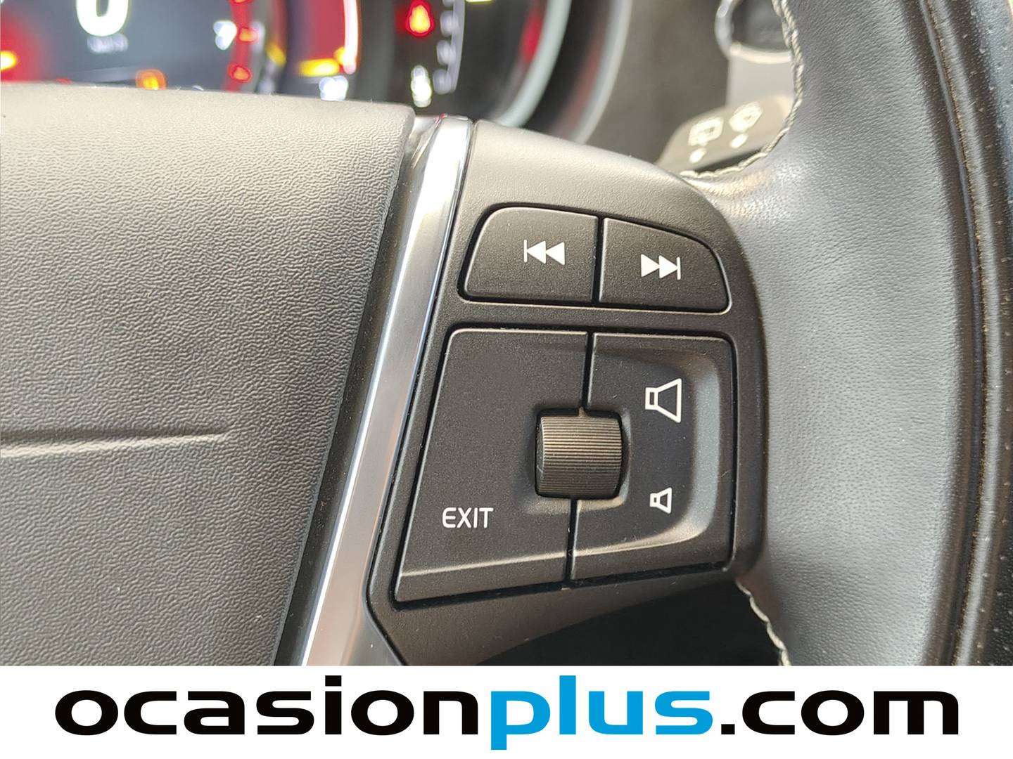 Foto Volvo V40 Volvo V40 D3 Momentum (150 CV)