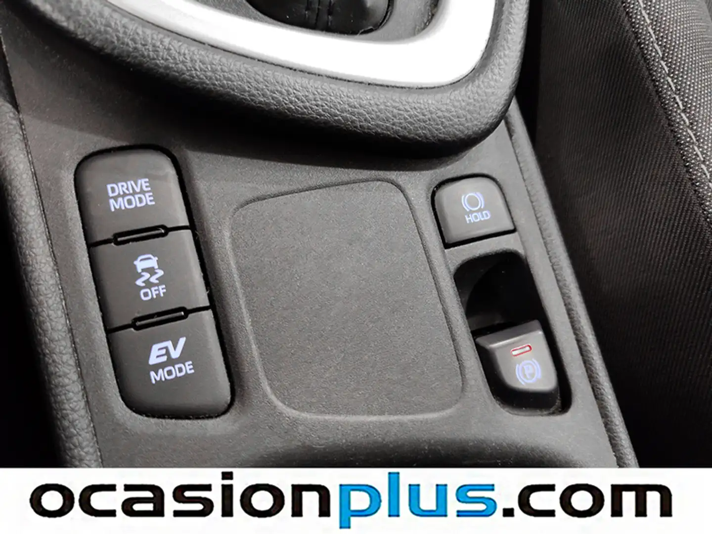 Foto Toyota Yaris Toyota Yaris 1.5 120H Business Plus (116 CV)