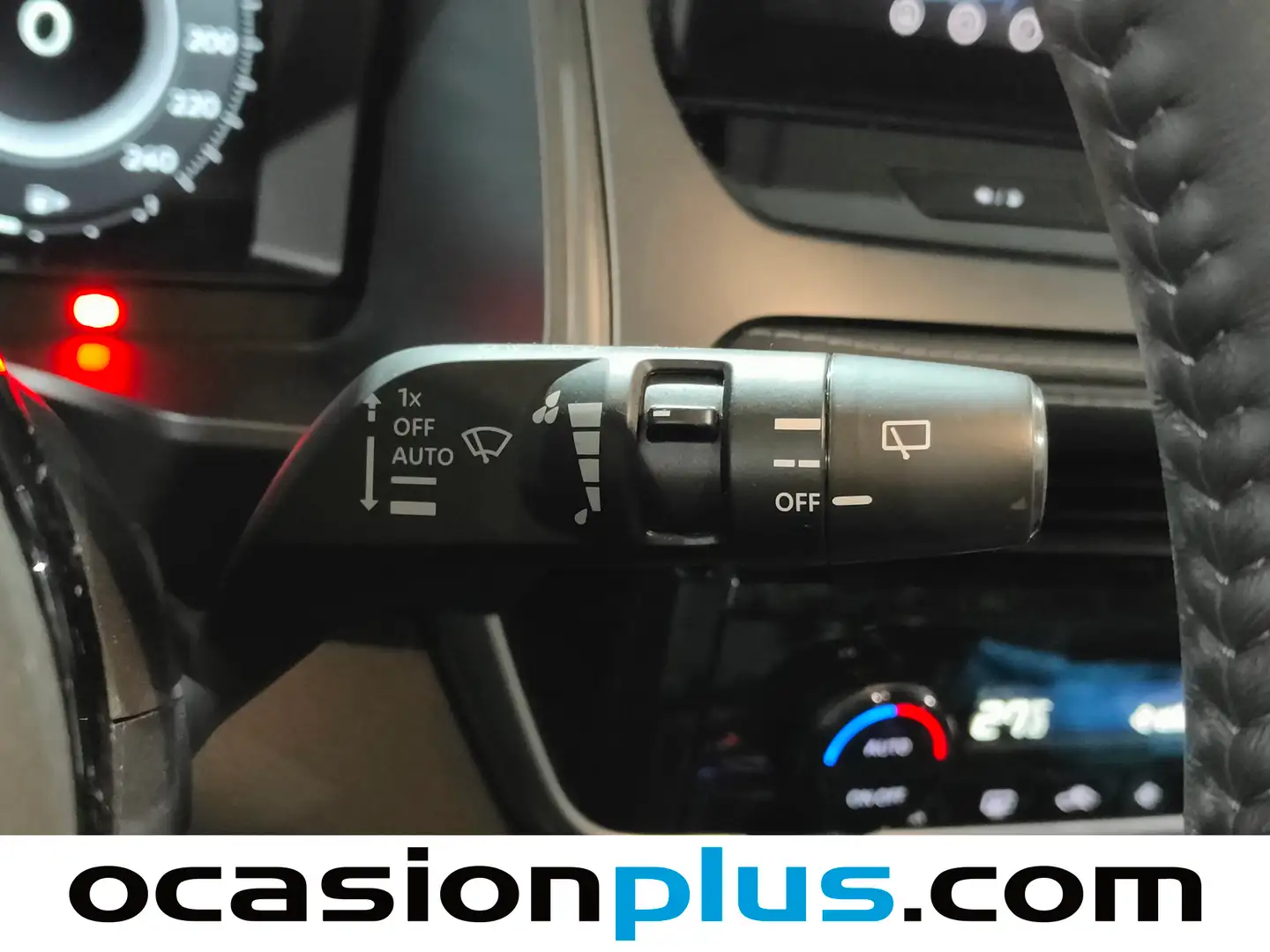 Foto Nissan QASHQAI Nissan Qashqai DIG-T 140 N-Connecta (140 CV)