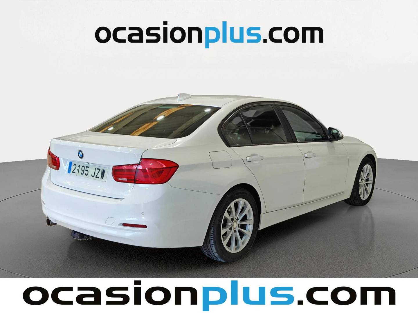 Foto trasera BMW Serie 3 BMW Serie 3 318d Business (150 CV) derecha