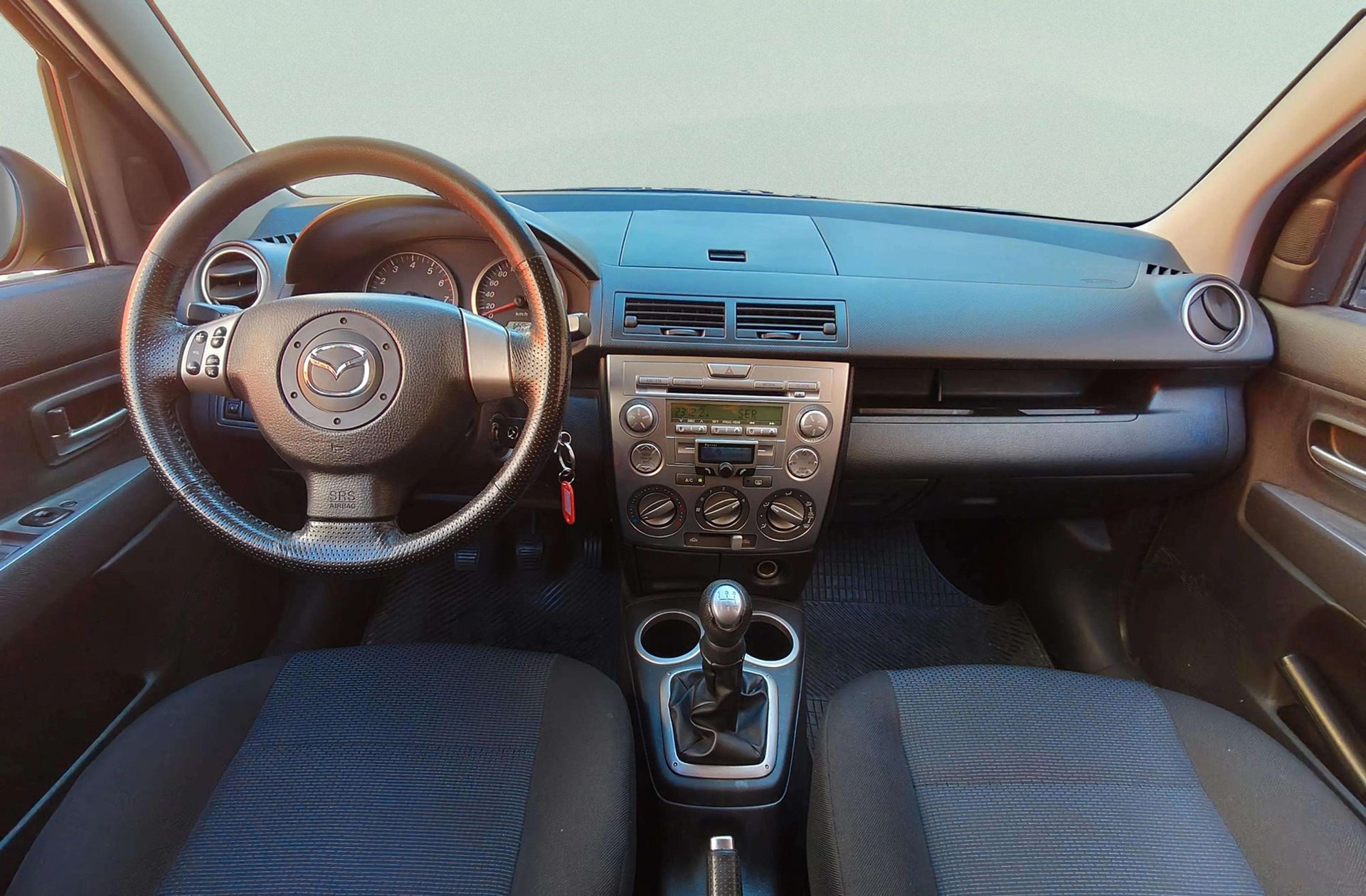Mazda2 1.6 Sportive - foto 6
