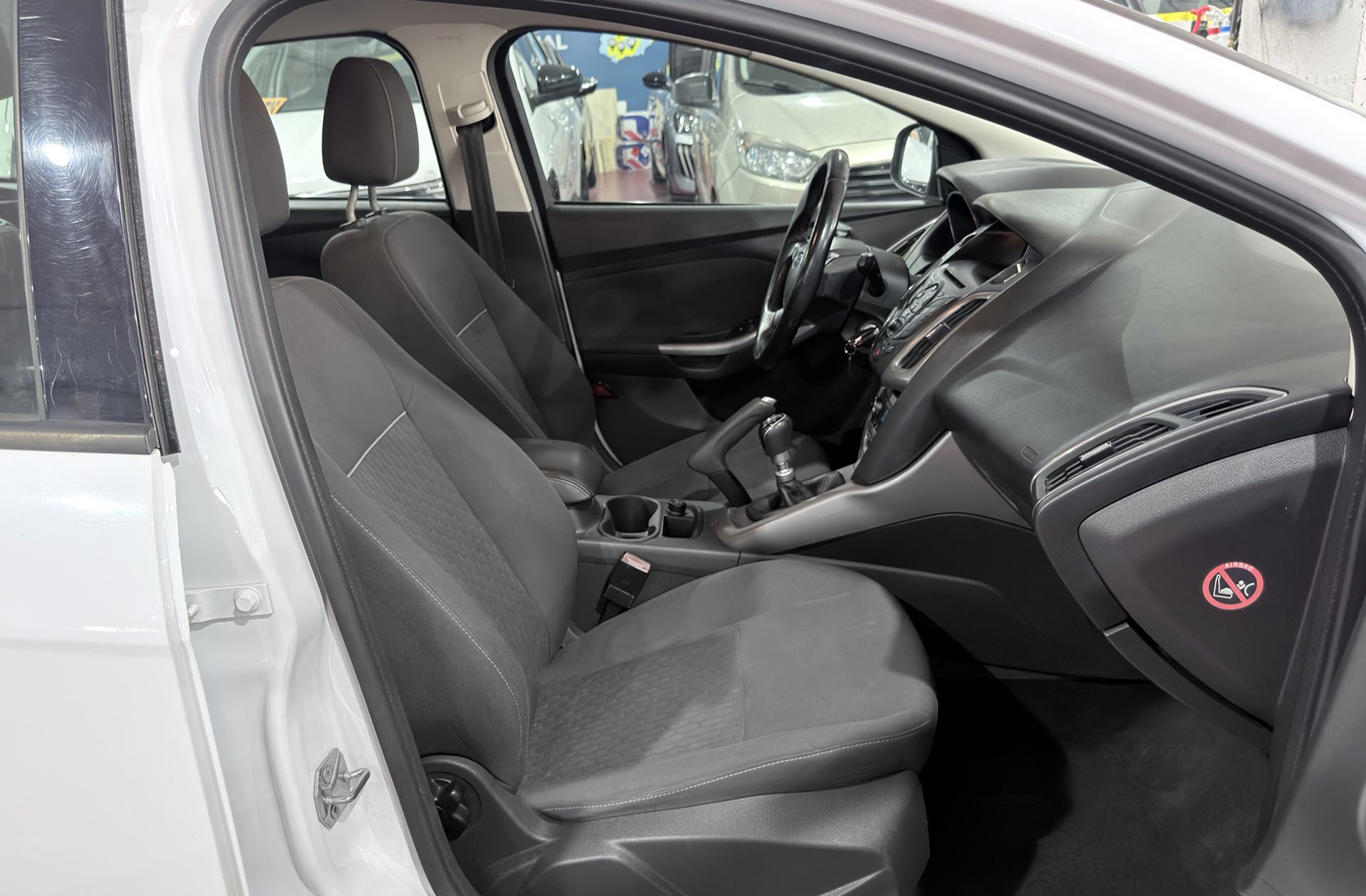 Ford Focus 1.0 EcoBoost Edition - foto 15